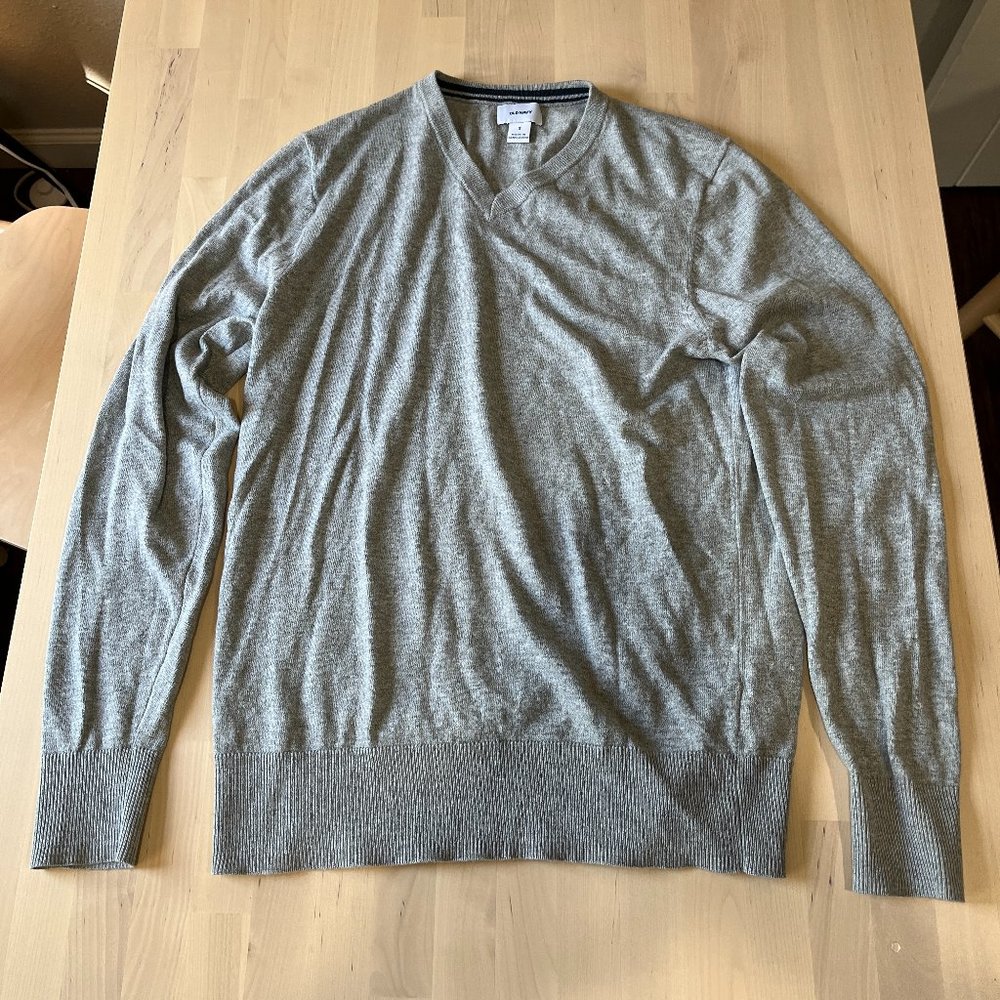 Old Navy - Small Sweater Grey V-Neck Grey